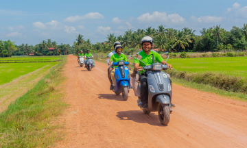 Vespa Tours siem reap Cambodia